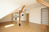 Pronájem, Byt 2+kk, Praha 7, cena 26000 CZK / objekt / měsíc, nabízí Home Sweet Home