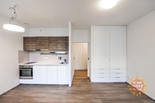 Pronájem, Byt 1+kk, Praha 3, cena 19800 CZK / objekt / měsíc, nabízí Home Sweet Home