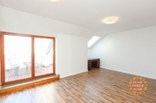 Pronájem, Byt 4+kk, Praha 3, cena 75000 CZK / objekt / měsíc, nabízí Home Sweet Home