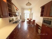 Krásný světlý velký byt 3+1+balkón / 109m2 Praha Staré Město, cena 33000 CZK / objekt / měsíc, nabízí CENTURY 21 Alex