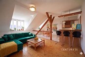 Světlý mezonet 3+kk v srdci Vinohrad, cena 22979200 CZK / objekt, nabízí CENTURY 21 Alex