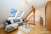Luxusní byt 2+1 v klidné lokalitě Královských Vinohrad, cena 17176500 CZK / objekt, nabízí 