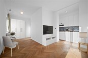 Prodej krásného rekonstruovaného bytu 1+kk s terasou, Praha 4 Nusle, cena 7790000 CZK / objekt, nabízí 