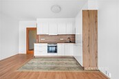 Prostorné 2+kk s balkonem, Hlubočepy, cena 28000 CZK / objekt / měsíc, nabízí CENTURY 21 Birdie Reality