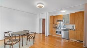 Prostorný byt 2+kk se dvěma balkony, Strašnice, cena 23500 CZK / objekt / měsíc, nabízí CENTURY 21 Birdie Reality