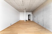 Prodej bytu 1+kk, 42 m2, Praha Vysočany, cena 8100000 CZK / objekt, nabízí CENTURY 21 Birdie Reality - pobočka NextRound