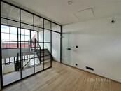 Prodej bytu 2+kk s terasou, Praha Vysočany, cena 9920000 CZK / objekt, nabízí CENTURY 21 Birdie Reality - pobočka NextRound