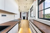 Elegantní 3+kk apartmán s balkonem k pronájmu, novostavba s výtahem, parkovacím stáním a sklepem, Kolbenova 1032/5h, Vysočany, 190 00 Praha., cena 35000 CZK / objekt / měsíc, nabízí CENTURY 21 Birdie Reality - pobočka NextRound