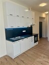 Nově zrekonstruovaný byt 2+kk/43 m2 Šternberkova - Holešovice, cena 23850 CZK / objekt / měsíc, nabízí CENTURY 21 Diamonds