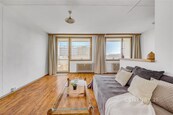 Prodej světlého bytu 1+1 s lodžií 41m2, cena 6480000 CZK / objekt, nabízí 