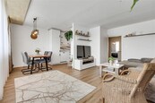 Prodej bytu 3+1, 73 m2 + lodžie 6 m2 + sklep, Praha - Háje, cena 9490000 CZK / objekt, nabízí 