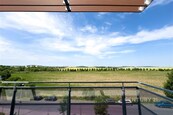 Pronájem bytu 4+kk s balkonem a sklepem, CP 114 m2, Praha 9 Čakovice, cena 38000 CZK / objekt / měsíc, nabízí CENTURY 21 OK Centrum