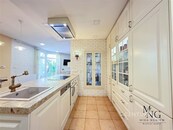 Jedinečný byt 3+kk s vlastní zahradou, cena 11990000 CZK / objekt, nabízí CENTURY 21 Realitas Central Praha