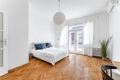 Pronájem unikátního bytu 1+1 s velkou terasou, cena 21000 CZK / objekt / měsíc, nabízí CENTURY 21 The Most Reality