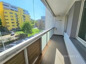 Pronájem bytu 2+1, 72 m2 Jeseniova, Praha Žižkov, cena 24000 CZK / objekt / měsíc, nabízí CENTURY 21 4fin Reality