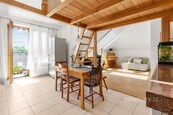 Podkrovní 2+kk s balkonem do zeleně a garážovým stáním - Praha 6 Liboc, cena 10890000 CZK / objekt, nabízí CENTURY 21 4fin Reality