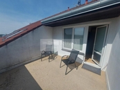 Pronájem, Byt 4+kk, Praha 4, cena 41500 CZK / objekt / měsíc, nabízí Michal Radotínský KUZO Partners