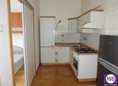 Pronájem, Byt 2+kk, Praha 4, cena 21000 CZK / objekt / měsíc, nabízí HVB Real Estate s.r.o.
