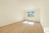 Prodej bytu 1+kk, o velikosti 33 m2 - Praha - Satalice, cena 5713030 CZK / objekt, nabízí 