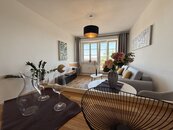 Pronájem bytu 2+KK/B,G, 49 m2, Pelušková, Praha - Kyje, cena 24500 CZK / objekt / měsíc, nabízí FRAJER a spol.