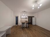Prodej bytu 1+kk 33 m2, Vršovická, Praha - Vršovice, cena 6000000 CZK / objekt, nabízí 