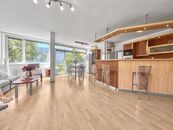 Prostorné 4+kk s 116m2 s balkónem, parkovacím stáním a střešní terasou, cena 15300000 CZK / objekt, nabízí 