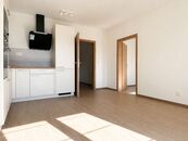 Pronájem nového bytu 2+kk s balkonem a parkovacím stáním Praha 10, Dubeč, cena 23000 CZK / objekt / měsíc, nabízí MP reality servis s.r.o.