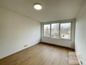 Pronájem bytu 3+1, 140 m2, Praha 4 - Michle, zcela nový, zahrádka, spíž, MHD, volný ihned, cena 44999 CZK / objekt / měsíc, nabízí Modus Reality