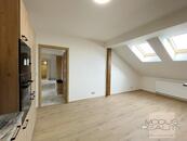 Pronájem bytu 3+1, 140 m2, Praha 4 - Michle, zcela nový, zahrádka, spíž, MHD, volný ihned, cena 44999 CZK / objekt / měsíc, nabízí Modus Reality