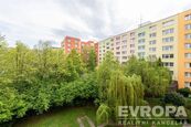 Byt na prodej 3+1 77m2, lodžií a i společnou zahradou, klidná zóna, perfektní dostupnost i lokalita, cena 9990000 CZK / objekt, nabízí EVROPA realitní kancelář