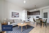 Pronájem bytu 2+kk 67 m, Praha - Vršovice, cena 34700 CZK / objekt / měsíc, nabízí Blueground
