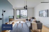 Pronájem bytu 2+kk 55 m, Praha - Hrdlořezy, cena 32400 CZK / objekt / měsíc, nabízí Blueground