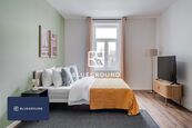 Pronájem bytu 1+1 43 m, Praha - Žižkov, cena 23500 CZK / objekt / měsíc, nabízí Blueground