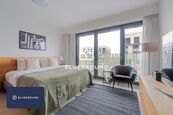 Pronájem bytu 1+kk 35 m, Praha 3 - Žižkov, cena 26800 CZK / objekt / měsíc, nabízí Blueground