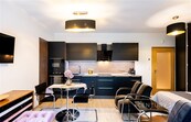 Pronájem 1+kk, 37 m2 + terasa 24 m2, garážové stání, Garden Towers Praha 3, Žižkov, cena 20000 CZK / objekt / měsíc, nabízí Century 21 Synergy