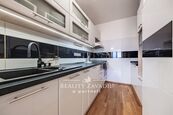 Prodej bytu 3+kk 60 m + lodžie 3 m, Praha - Michle, ul. Kremnická, cena 8890000 CZK / objekt, nabízí 
