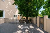 Prodej bytu 3+kk 58 m s předzahrádkou, Praha - Kyje, cena 9900000 CZK / objekt, nabízí 