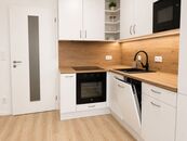 Pronájem bytu 1+kk 26 m², Praha 5 Košíře, Prachnerova, cena 20500 CZK / objekt / měsíc, nabízí Noblesse Homes