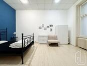 Pronájem bytu 2+kk, Praha 8 - Karlín, Sokolovská , cena 22000 CZK / objekt / měsíc, nabízí GLJ Partners