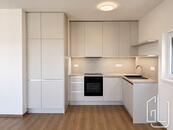 Pronájem částečně zařízeného bytu 2+kk, 64 m² s balkonem v rezidenci HARFA Living, cena 27900 CZK / objekt / měsíc, nabízí GLJ Partners
