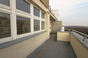 Pronájem bytu 1+1/terasa v ul. Chrudimská, Praha 3 (Flora), nezařízený , cena 15500 CZK / objekt / měsíc, nabízí Altoja Living, s.r.o.