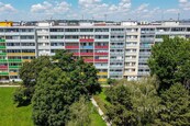 Prodej bytu 1+kk, 33,5 m2 užitné plochy, Praha 9, Prosek, Bílinská ulice, cena 5600000 CZK / objekt, nabízí CENTURY 21 WanLight