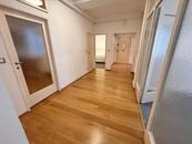 Pronájem bytu 3+1, 100m2, Praha 1 - Nove Město, cena 45000 CZK / objekt / měsíc, nabízí 