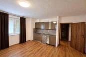 Pronájem bytu 2+kk, 40 m², Praha 9 Hloubětín, cena 22500 CZK / objekt / měsíc, nabízí Smart Relo s.r.o.
