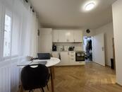 Pronájem bytu 2+kk, 40m2, Praha 2, Nové Město, cena 24990 CZK / objekt / měsíc, nabízí Smart Relo s.r.o.