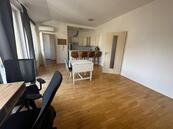 Pronájem bytu 2+kk, 56 m² + terasa, Praha 3 Žižkov, cena 29900 CZK / objekt / měsíc, nabízí Smart Relo s.r.o.