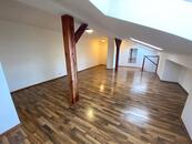 Pronájem mezonetového bytu 2+kk, 55 m², Praha 9 Vysočany, , cena 27500 CZK / objekt / měsíc, nabízí Smart Relo s.r.o.