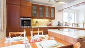 Prodej mezonetového bytu 4+kk, 173,9 m², U Věže, Praha Horní Počernice, cena cena v RK, nabízí 