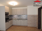 Pronájem krásného bytu po rekonstrukci 3+kk/L, 86m2, Praha 9 Vysočany, cena 33000 CZK / objekt / měsíc, nabízí I.E.T. Reality s.r.o. Praha