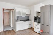 Pronájem, byty/2+kk, 41 m2, Pod lysinami 465/7, Hodkovičky, 14700 Praha 4 [ID 85983], cena 21000 CZK / objekt / měsíc, nabízí Realityspolu